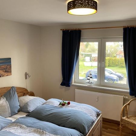 Wohnung 9 Meer-Ruhe Im Haus Stranddistel Komfortable Ferienwohnung Im 1 Og Fuer 4 Personen In Zingst Buitenkant foto