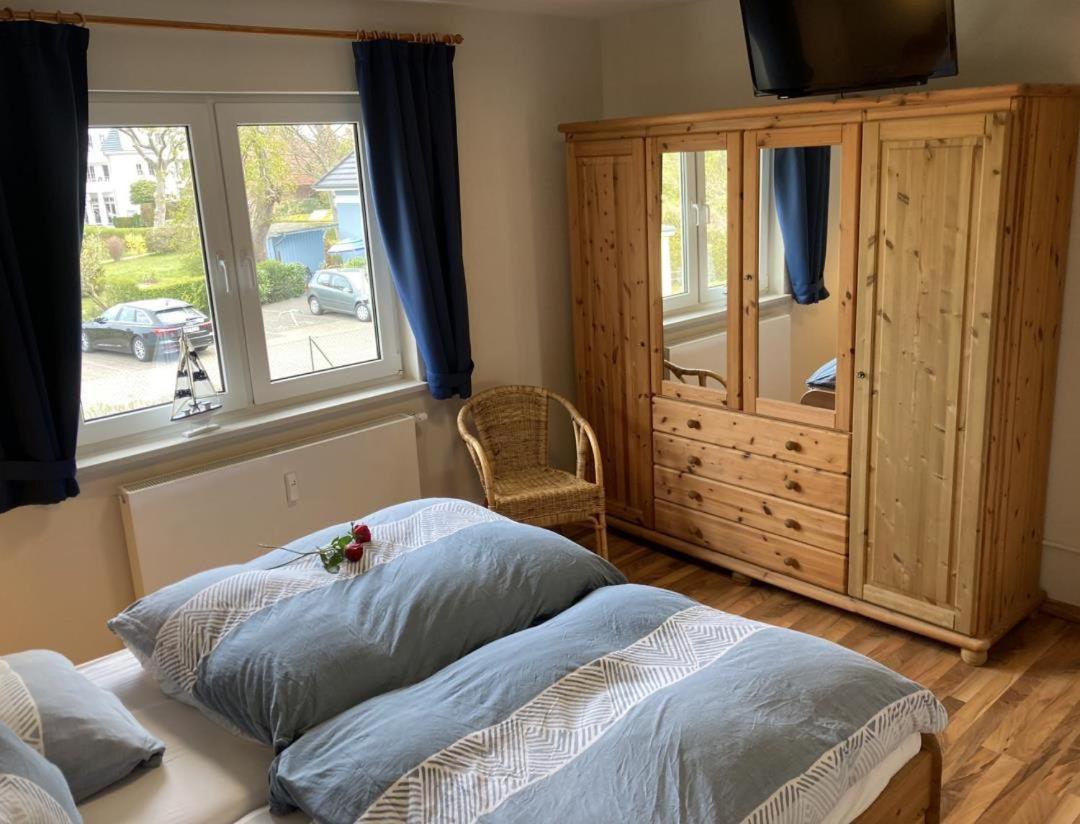 Wohnung 9 Meer-Ruhe Im Haus Stranddistel Komfortable Ferienwohnung Im 1 Og Fuer 4 Personen In Zingst Buitenkant foto